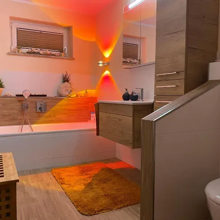 Schoenebuehl דירה *